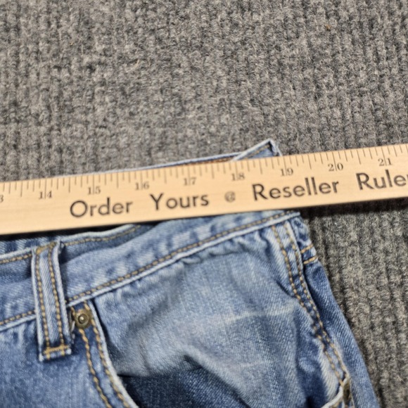 Wrangler Jeans Mens 40x32 Light Wash Relaxed Bootcut Denim Frayed Hem 38x30 - Picture 11 of 13